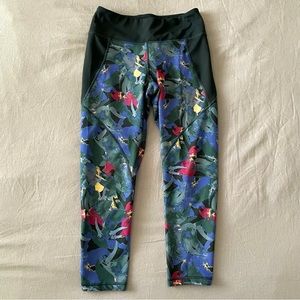 Patagonia Women’s Centered Cropped Abstract Jungle Floral Leggings.